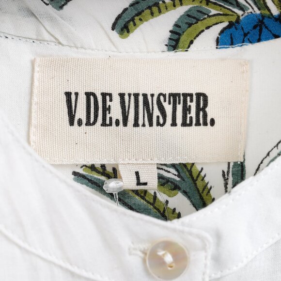 V de Vinster White & Green Oversized Palm Tree Print Tunic - Picture 10 of 12
